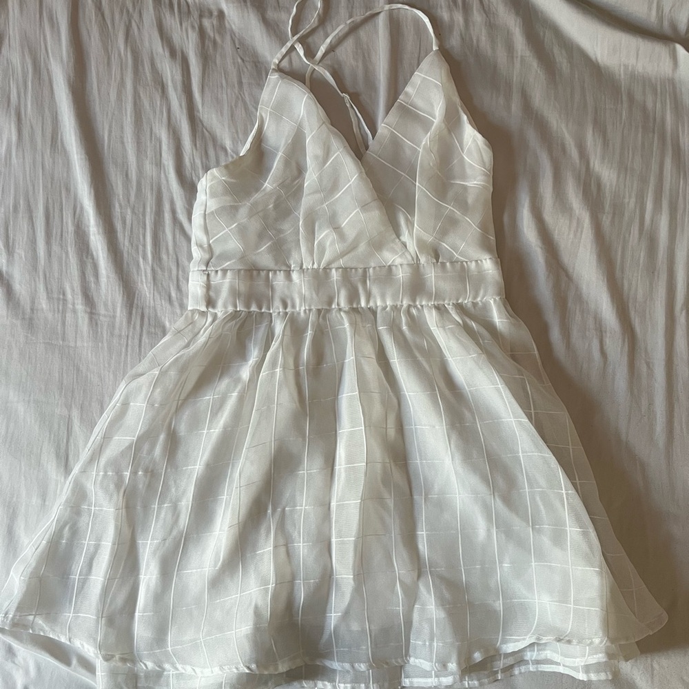 White flowy dress from Miss Avenue
